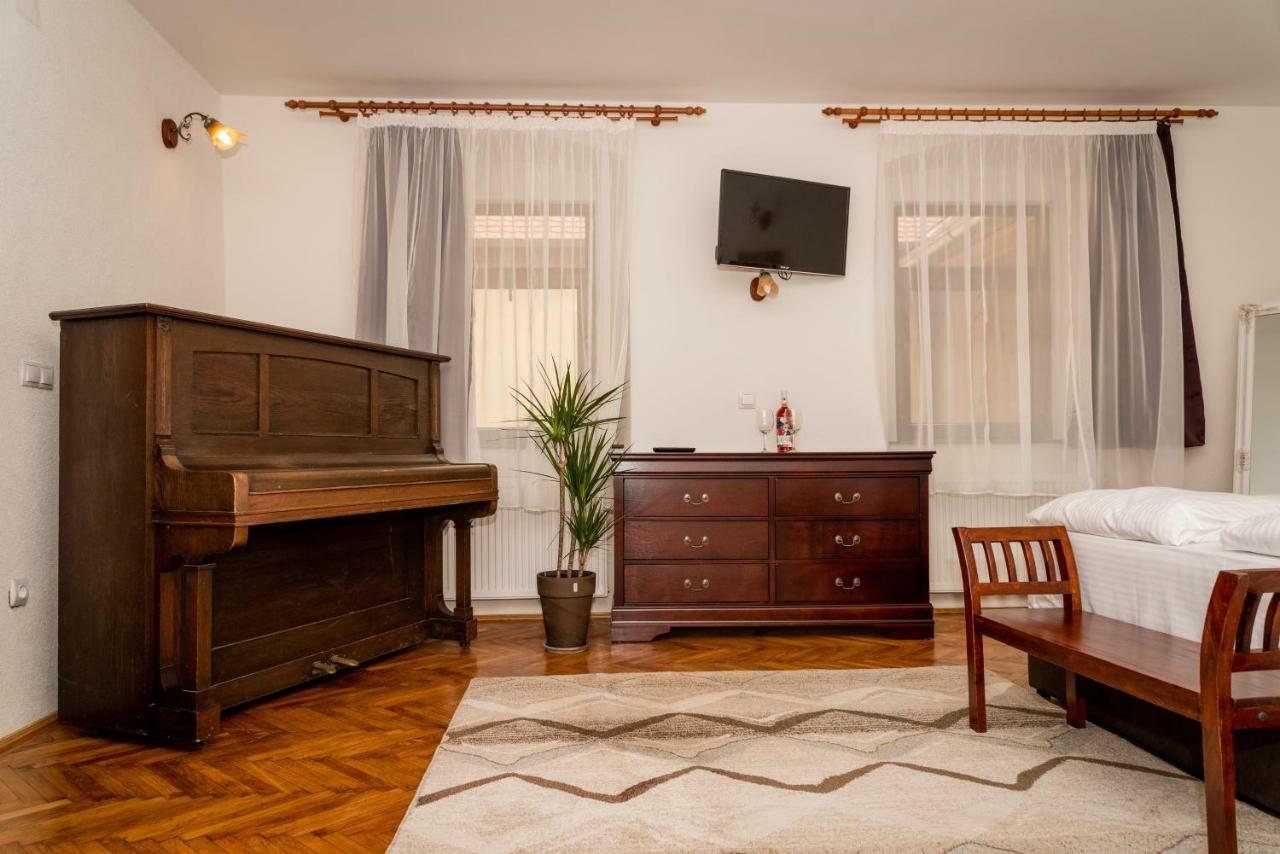 Musik Apartments Old Town Sibiu Eksteriør billede