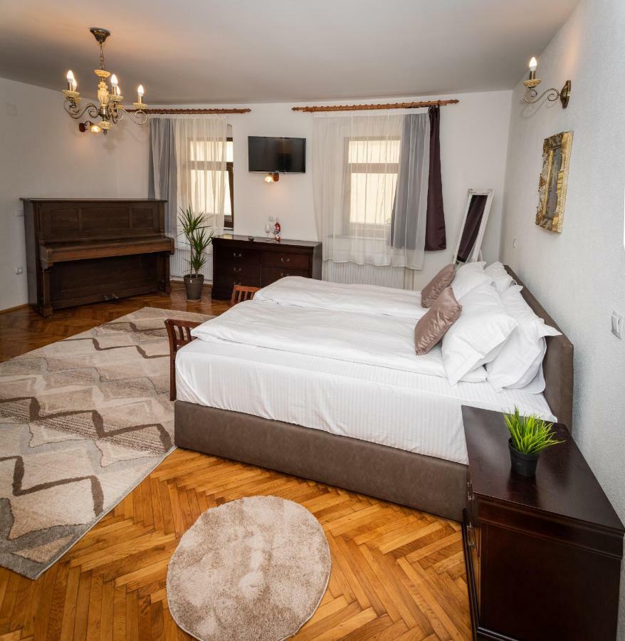 Musik Apartments Old Town Sibiu Eksteriør billede