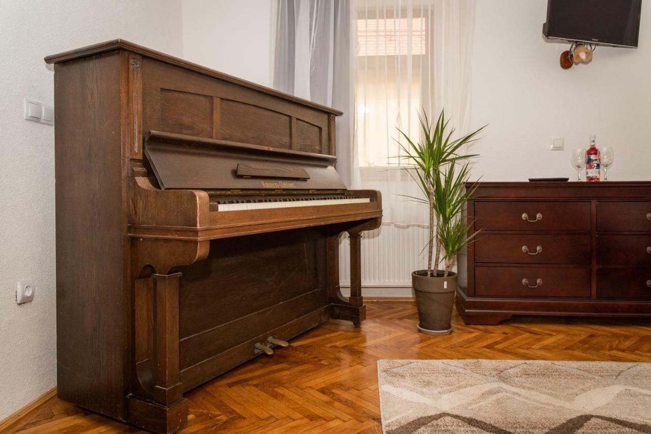 Musik Apartments Old Town Sibiu Eksteriør billede