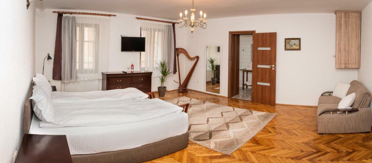 Musik Apartments Old Town Sibiu Eksteriør billede