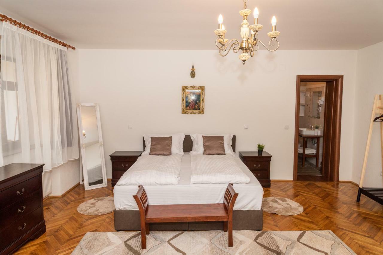 Musik Apartments Old Town Sibiu Eksteriør billede